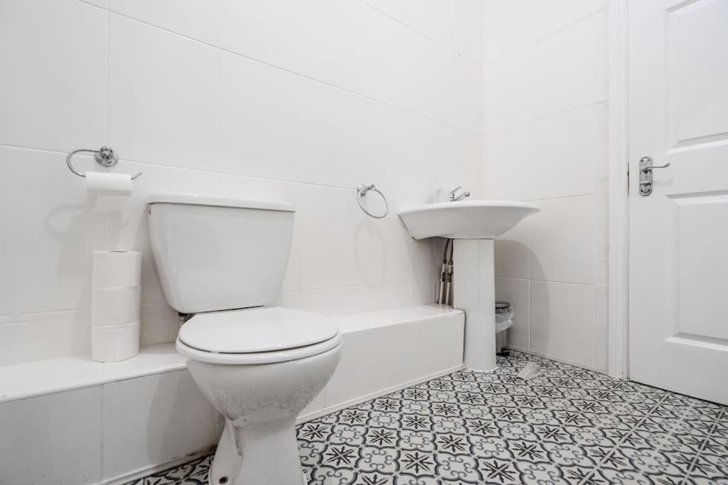 Apartamento Edge With Car Park, Perfect For Contractors, Professionals, Relocators Huge Long Term Savings Liverpool
